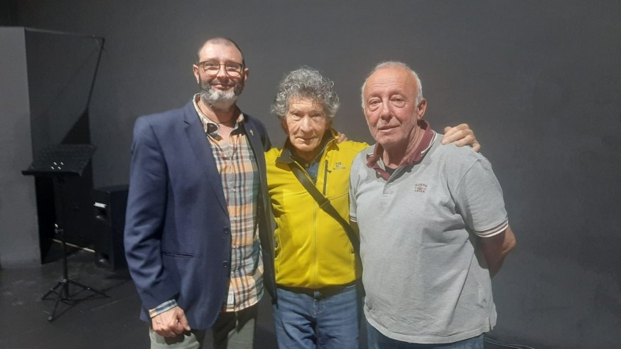 Nos vamos de ruta. 25 aniversario de la Agrupación de Senderistas y Montañeros