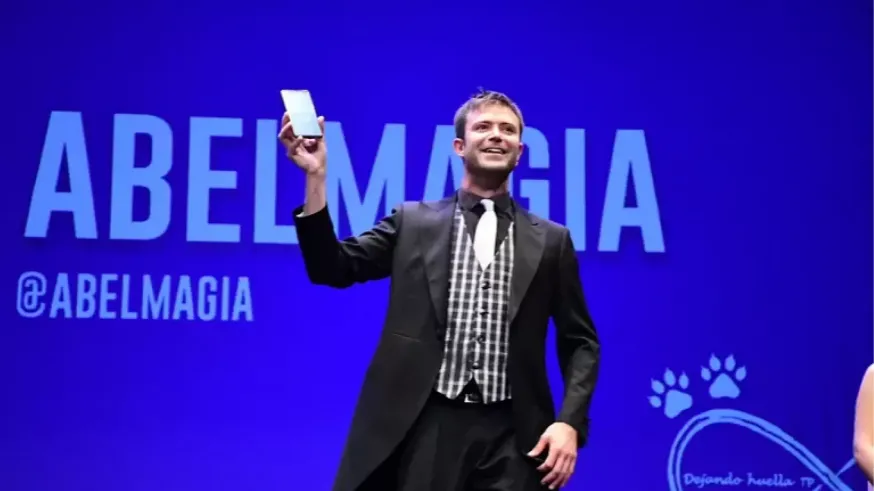 Voces en el espejo 1x32 - Abelmagia