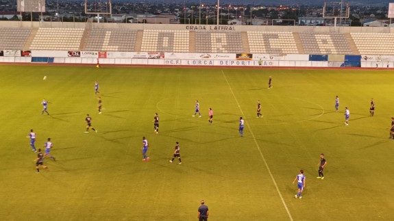 La Unión remonta y se lleva los tres puntos ante el Lorca Deportiva (1-2)