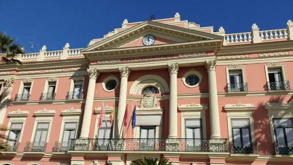 Fachada del ayuntamiento de Murcia