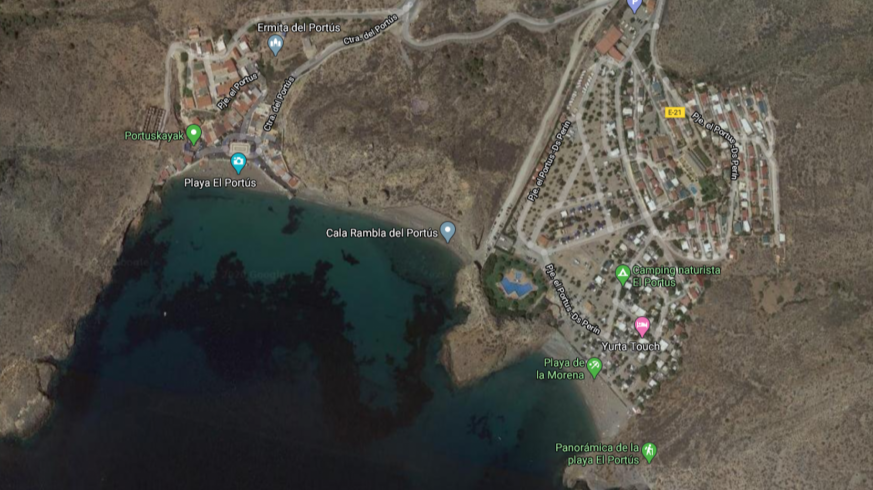 Imagen aérea de la Playa del Portús. Foto: Google Maps