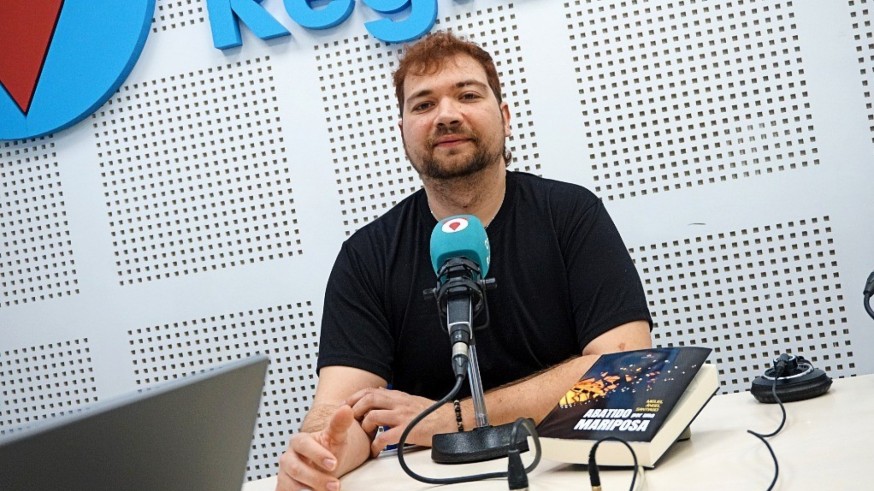 Entrando en profundidades. Con el periodista Miguel Ángel Santiago hablamos de su libro 'Abatido por una mariposa' y de su paso por la cárcel