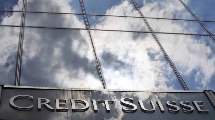 La banca lleva al IBEX a desplomarse al 3,9% por temor a la quiebra de Credit Suisse