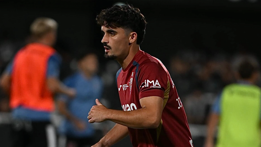 Javi Mier: "Será una pasada vivir un partido así en Nueva Condomina"