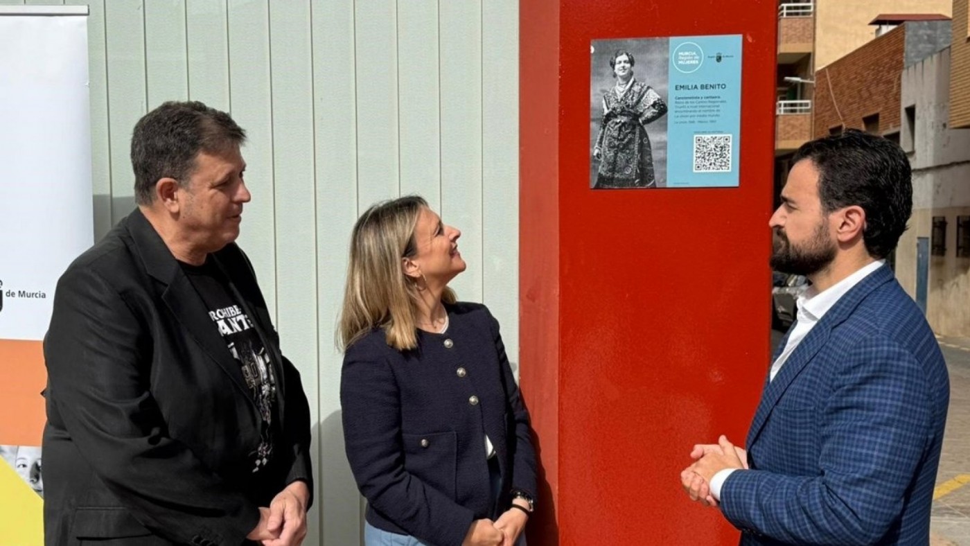 Emilia Benito recibe homenaje en La Unión con una placa dentro del programa ‘Murcia, Región de Mujeres’