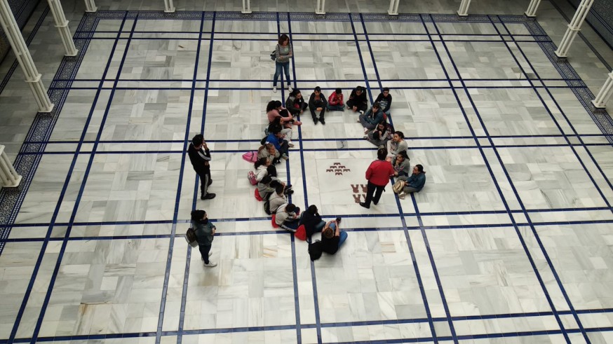 Última visita de escolares esta mañana en la Asamblea
