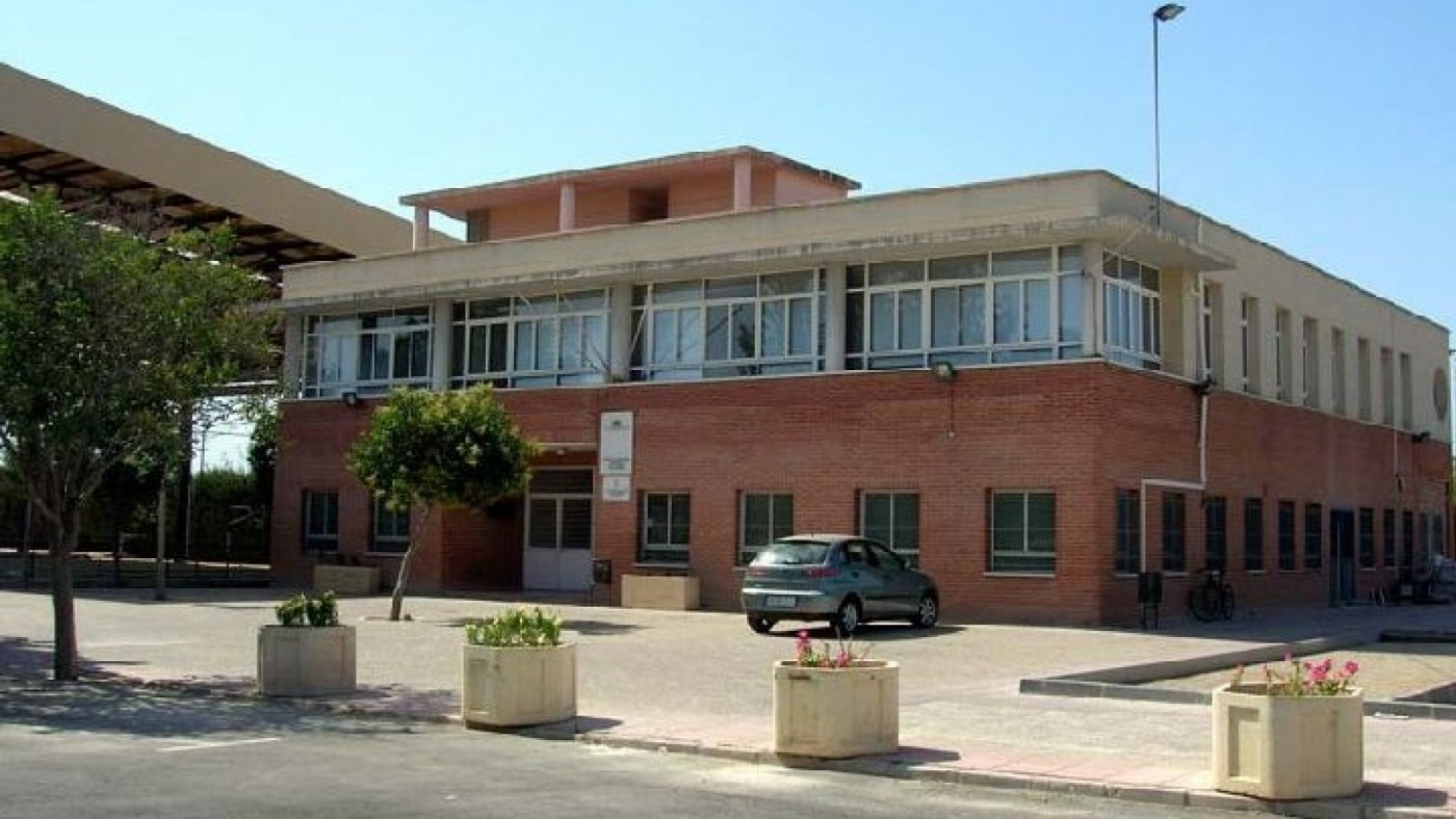 Presentan obras de mejora en aparcamientos, falta de aceras y accesos en San Ginés