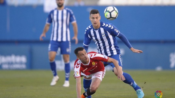 El Lorca vence 1-0 al Nástic de Tarragona pero desciende a 2ªB 