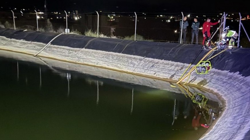 Fallece al caer al agua en una balsa de riego en Abarán