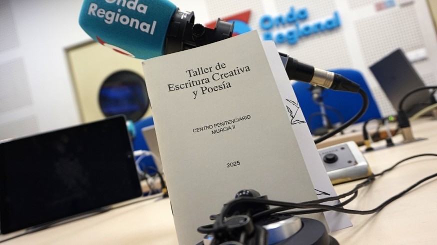 Conocemos la nueva publicación de trabajos del taller de escritura de Solidarios para el Desarrollo en la prisión de Campos del Río Murcia II