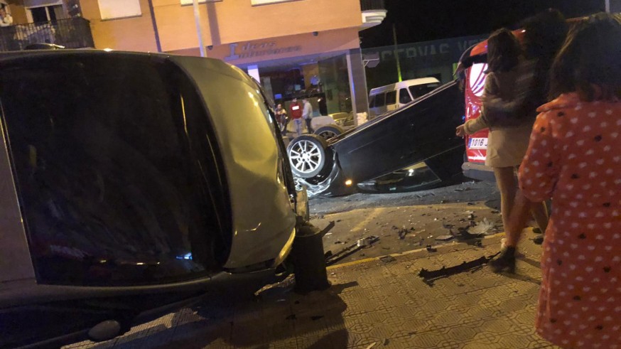 Fallece el conductor de una furgoneta en un accidente en Moratalla y se produce un choque múltiple en Caravaca
