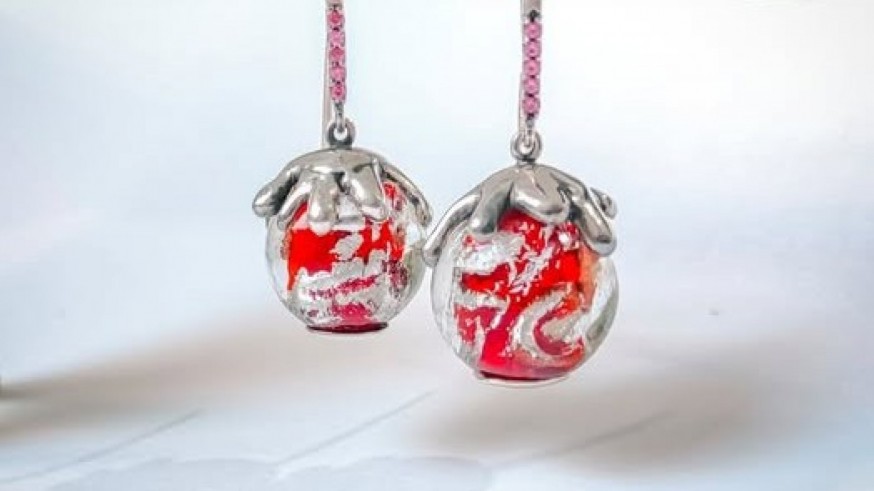 Artesanos de Murcia. Luxe Vetro Handmade: joyería sostenible con materiales reciclados