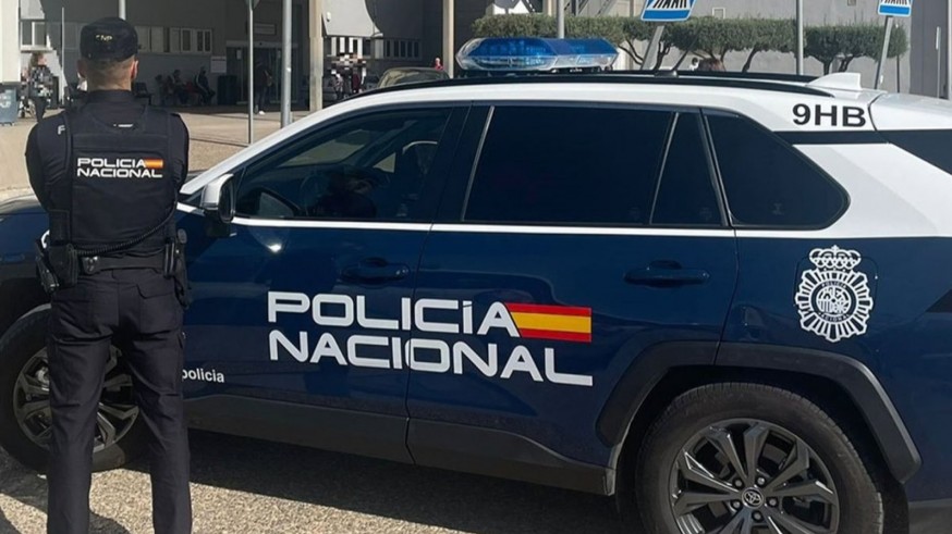 Detenidos dos hombres tras robar material de construcción en un comercio de Patiño