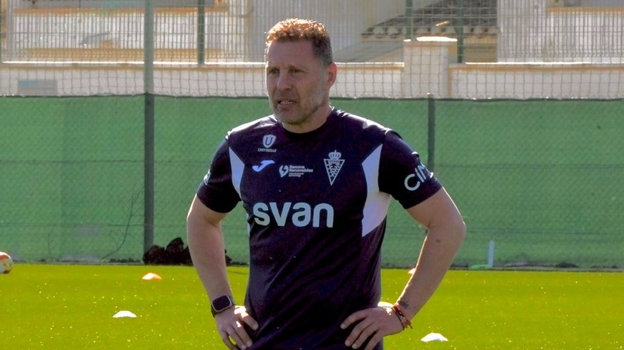 Curro Torres: "La plantilla tiene personalidad, quiero un equipo intenso en Villarreal" 