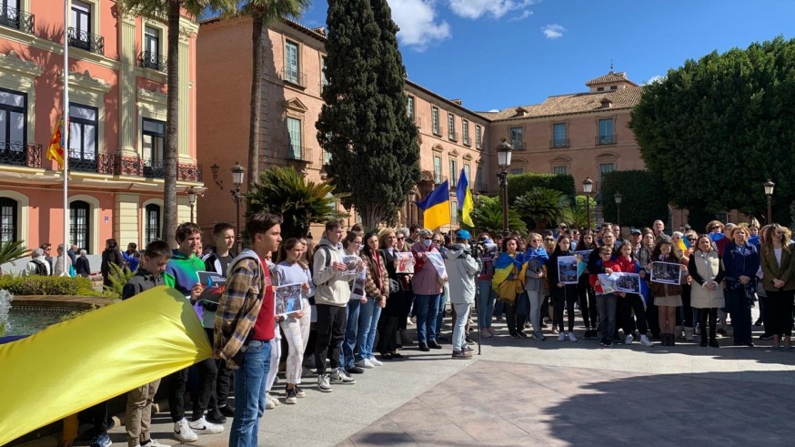 150 ucranianos piden en Murcia el fin de la guerra