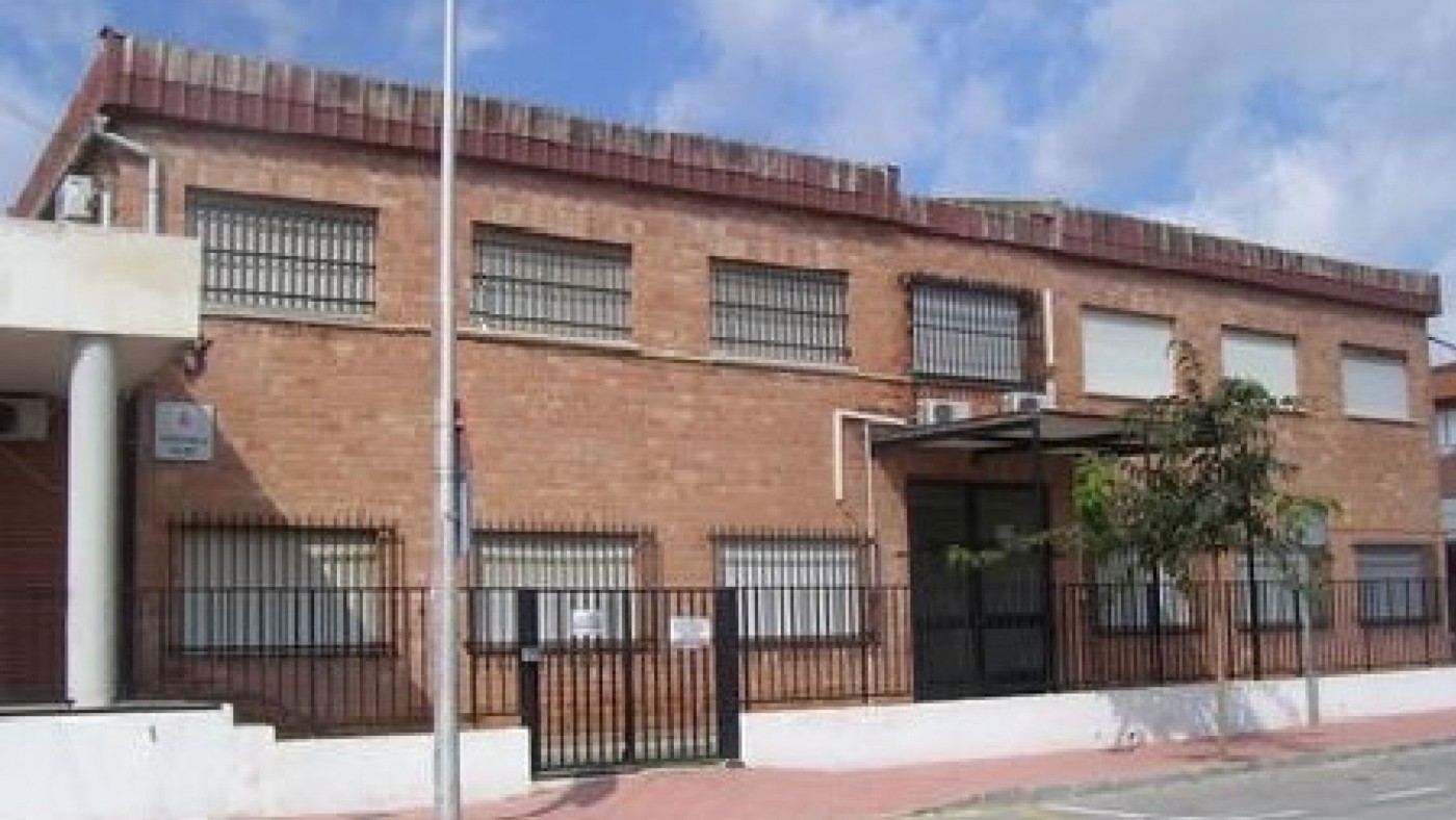 Imagen del colegio público La Paz en San Javier. Foto: Educarm.