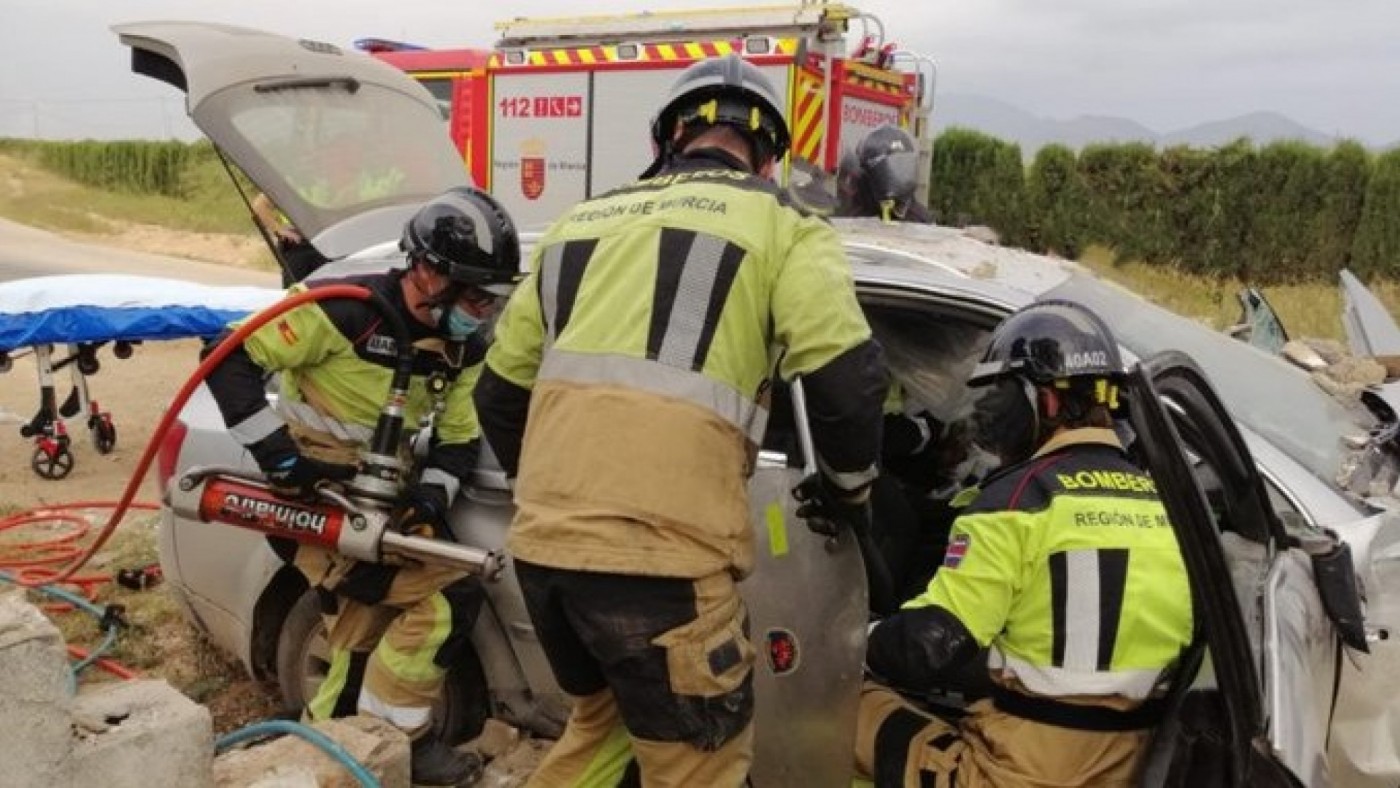 Un hombre resulta herido tras un accidente de tráfico en Lorca