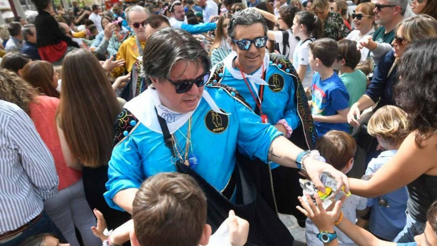 Los sardineros colocan el broche final a la Huerta y el Mar en Los Alcázares
