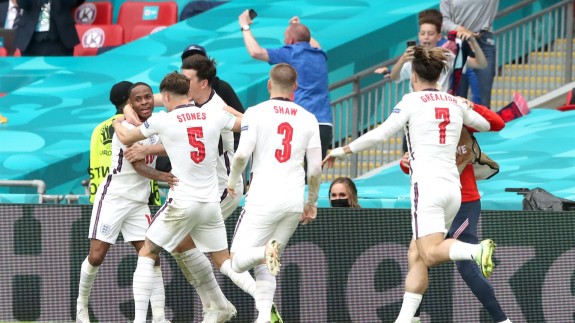 Sterling celebra su gol en el Inglaterra-Alemania 