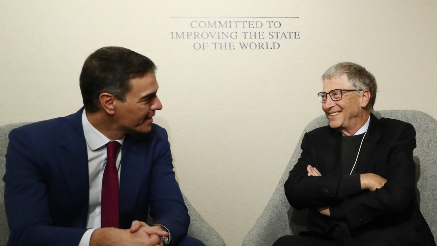 Sánchez pide a las empresas apoyo a sus políticas sociales: "Somos aliados, no rivales"