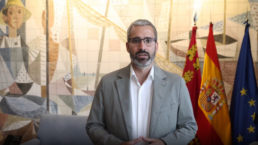 Francisco Lucas pide reunirse con López Miras para abordar la inmigración irregular en Murcia