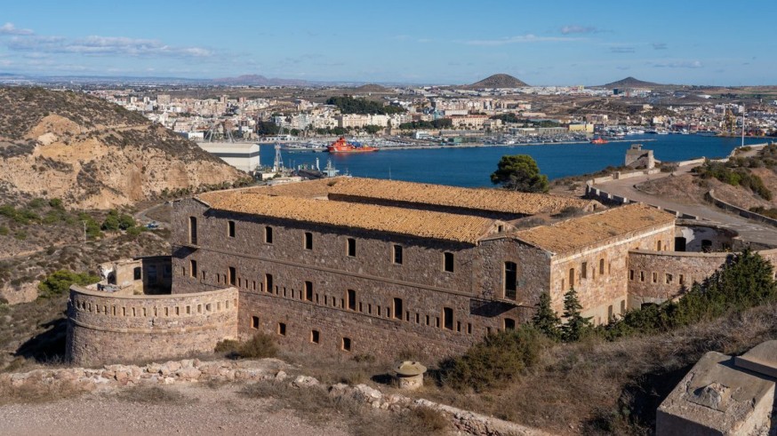 El Ayuntamiento de Cartagena pide al Ministerio de Turismo convertir la batería militar de Fajardo en un parador nacional