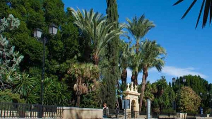 Vecinos del Malecón presentan una denuncia por el uso de jardín en Navidad