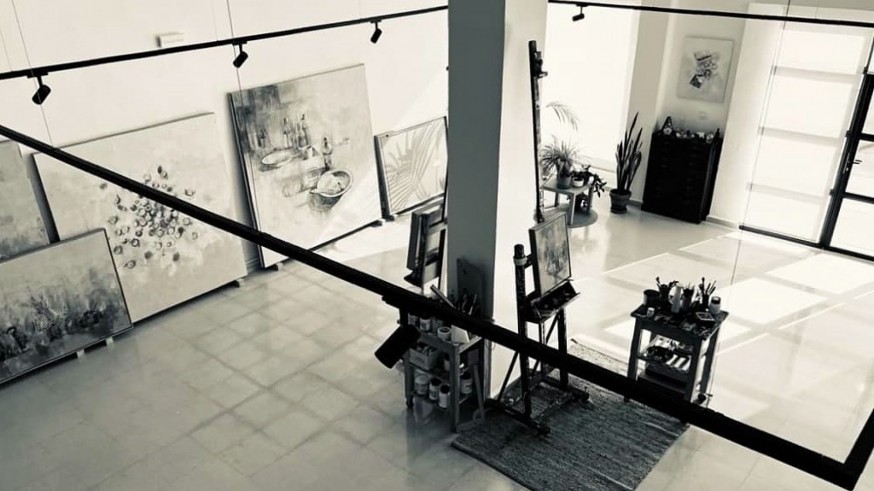 José Luis Piñero habla con el artista Nono García de su nuevo estudio en Mula y la jornada de puertas abiertas