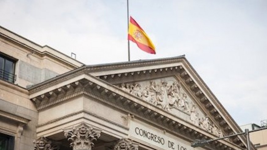 España inicia este miércoles el luto oficial más largo de la democracia