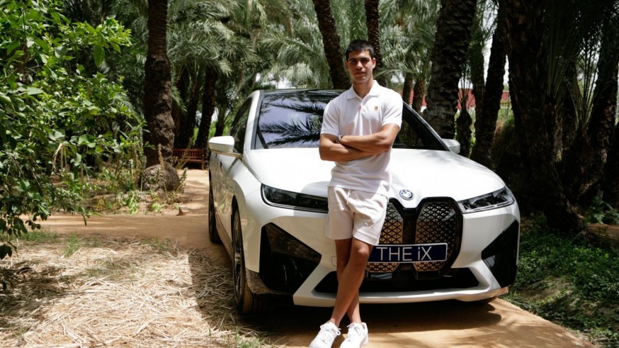 Carlos Alcaraz se convierte en embajador de la marca alemana BMW en España