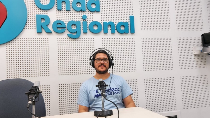Joaquín Cruces en los estudios de Onda Regional en Murcia 