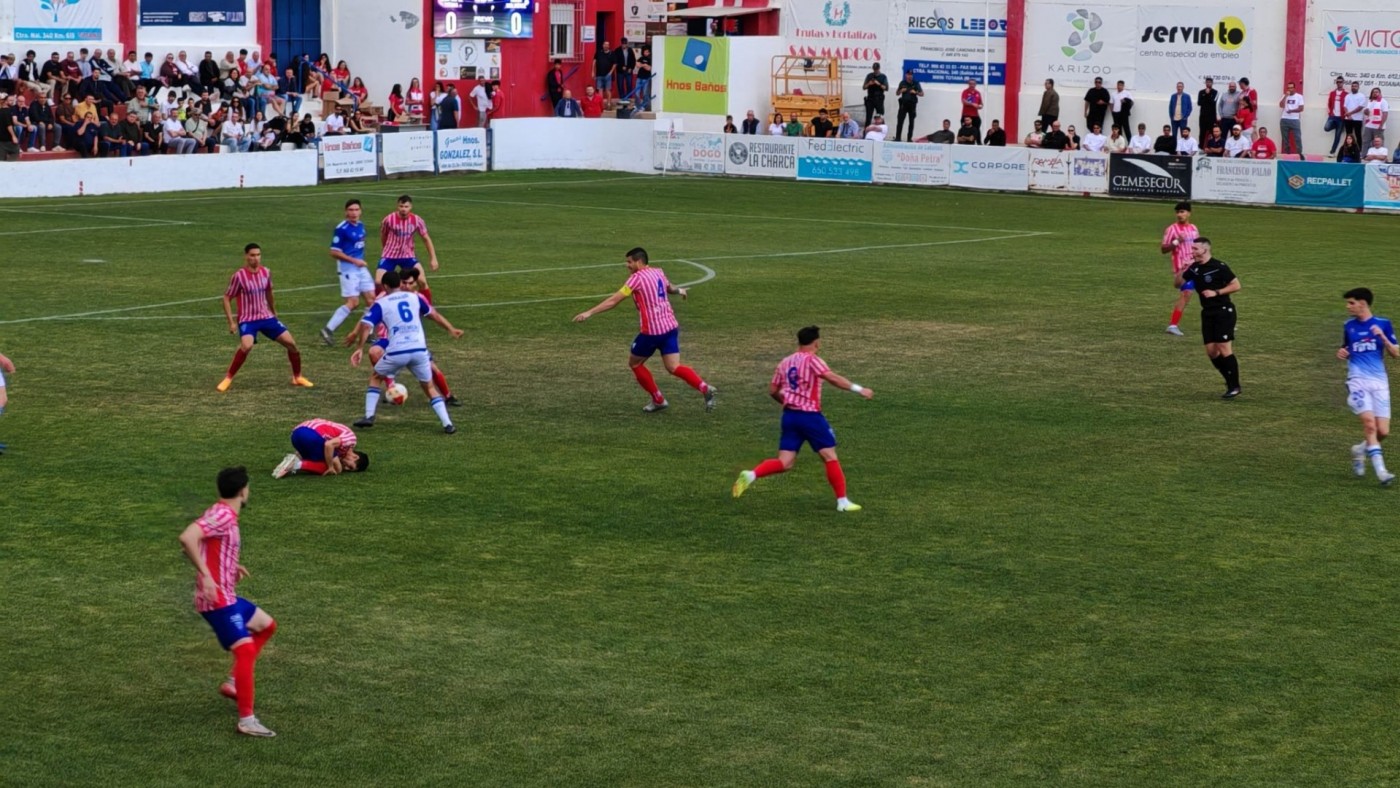 Tablas entre el Olímpico de Totana y Molinense (0-0)