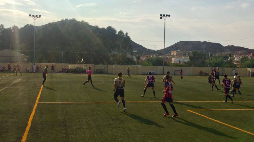 El Yeclano vence 0-2 a la Minerva en el primer partido de ligan