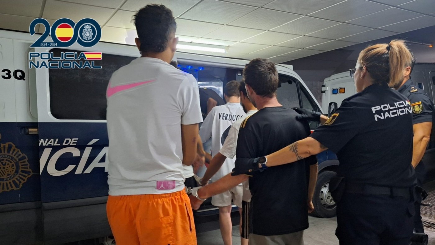 Las quejas vecinales destapan un punto de venta de droga en El Carmen