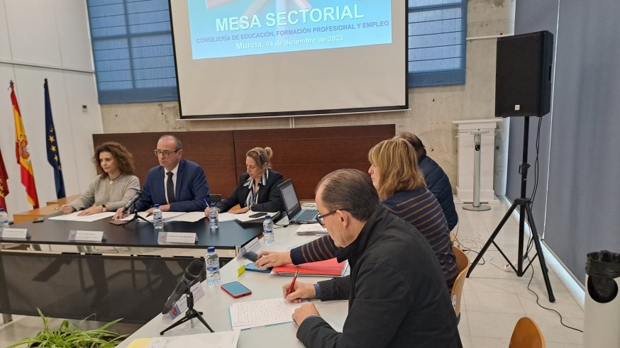 Recta final para aprobar la Oferta Pública de Empleo en la Región de Murcia