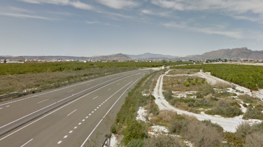 Final inacabado de la RM-1, conocida como la Autovía del Bancal. Google Maps
