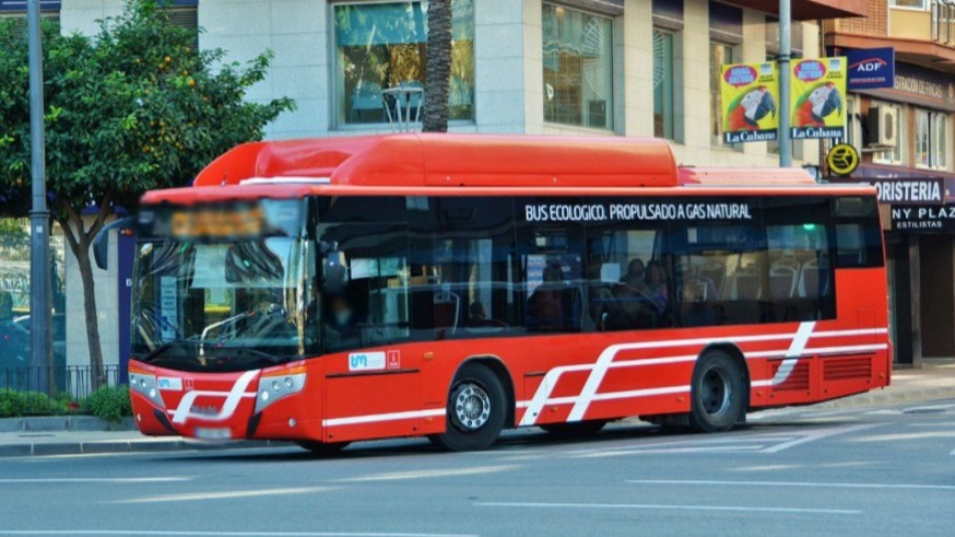La Plataforma en Defensa del Transporte Público denuncia el abandono del servicio en Murcia
