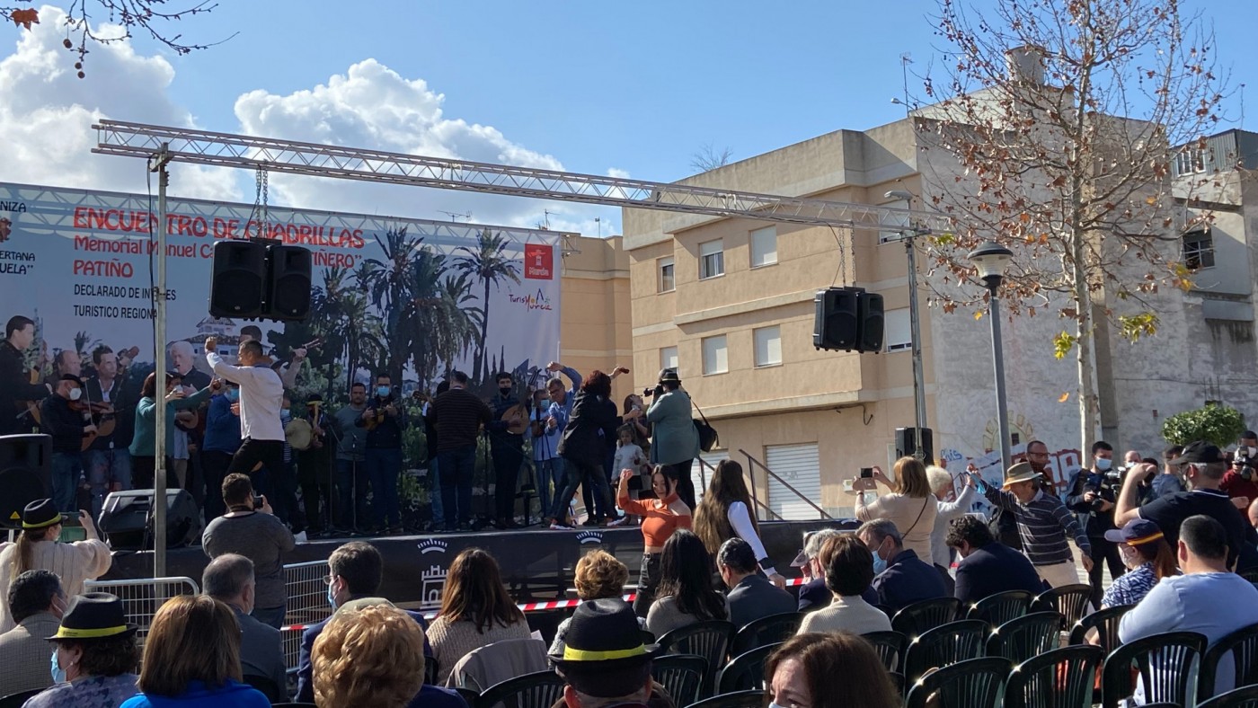 Las cuadrillas vuelven a las calles de Patiño tras el parón de la pandemia