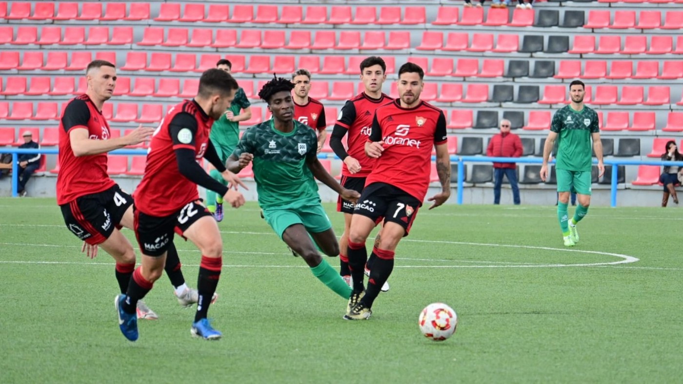 El Cieza golea al Alcantarilla (4-0)