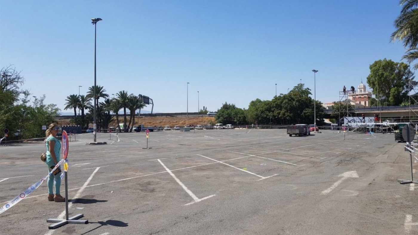Aparcamientos ilegales sin control en Murcia