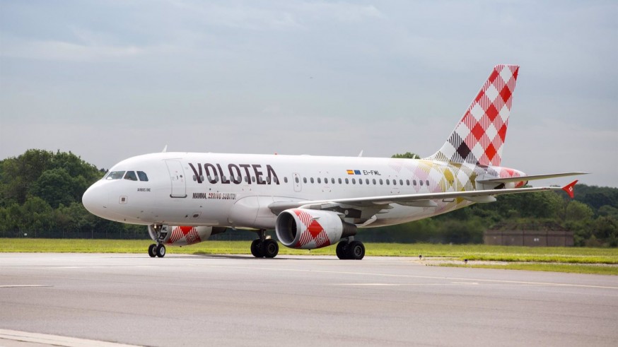 Volotea deja a casi 200 personas 