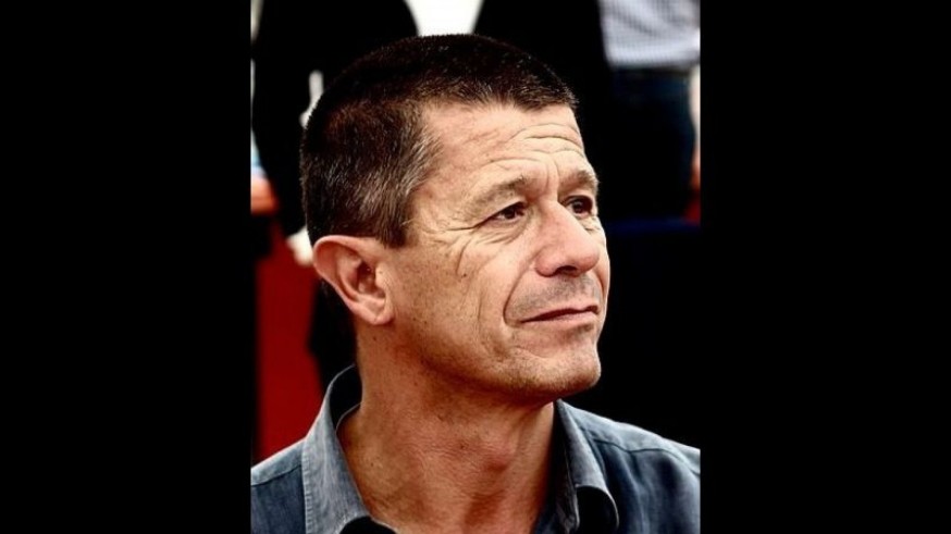 Carrère en Koljós, en pantalla y en la música