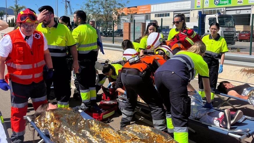 Bomberos, Policía Local y Protección Civil participan en un simulacro de atentado terrorista en Murcia