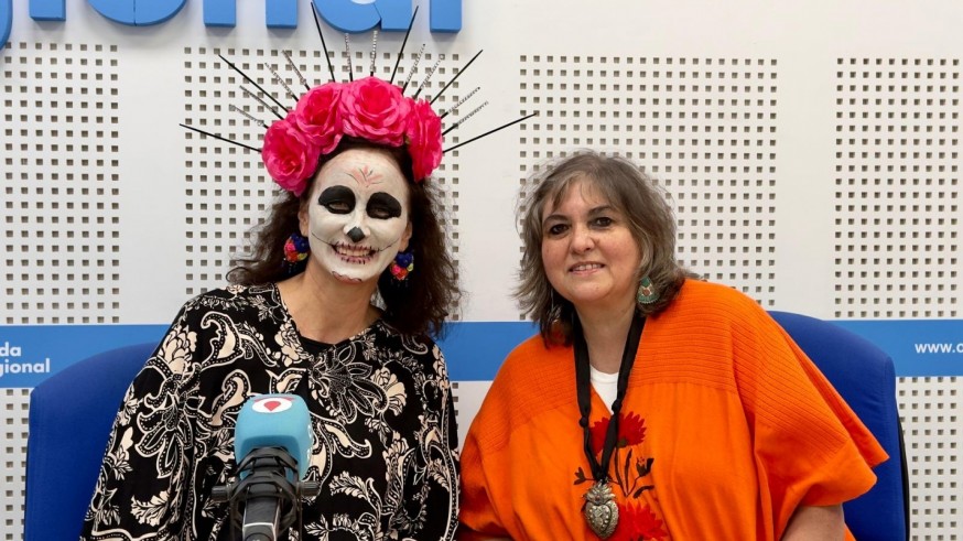 Altar de muertos para celebrar a los difuntos ilustres en el Museo de la Ciudad