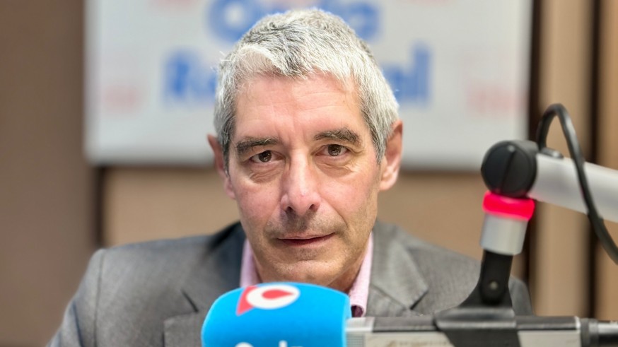 Gómez de Ágreda alerta en Murcia sobre el fin del orden global y los riesgos del mal uso de la IA