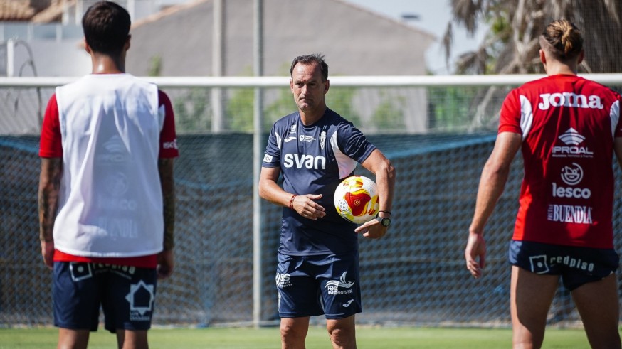 Etxeberria: "Cuando no ganas en el Murcia, es normal que la gente se ponga nerviosa"