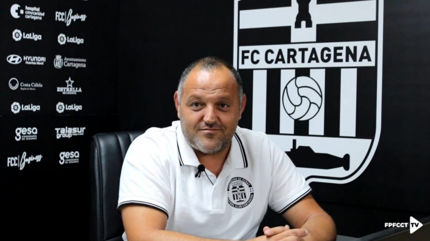 El Cartagena estará arropado por más de 400 aficionados en Valencia
