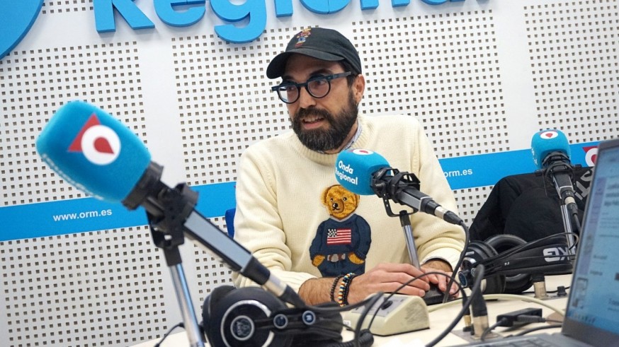 El backstage. Diego Garnés ha traído cuatro canciones con melodías pegadizas, de Queen, Kylie Minogue, Stromae y The White Stripes