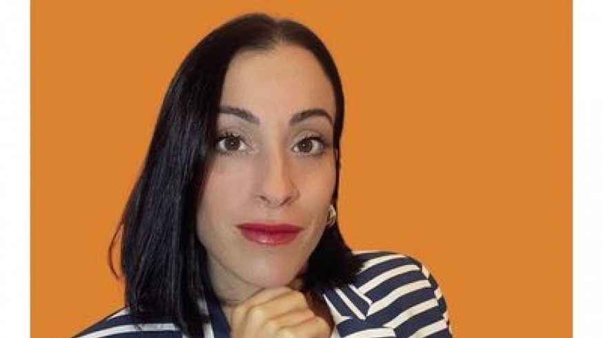 María Eliana Pastor reivindica la enfermería en su libro “Bajo la piel de una enfermera”