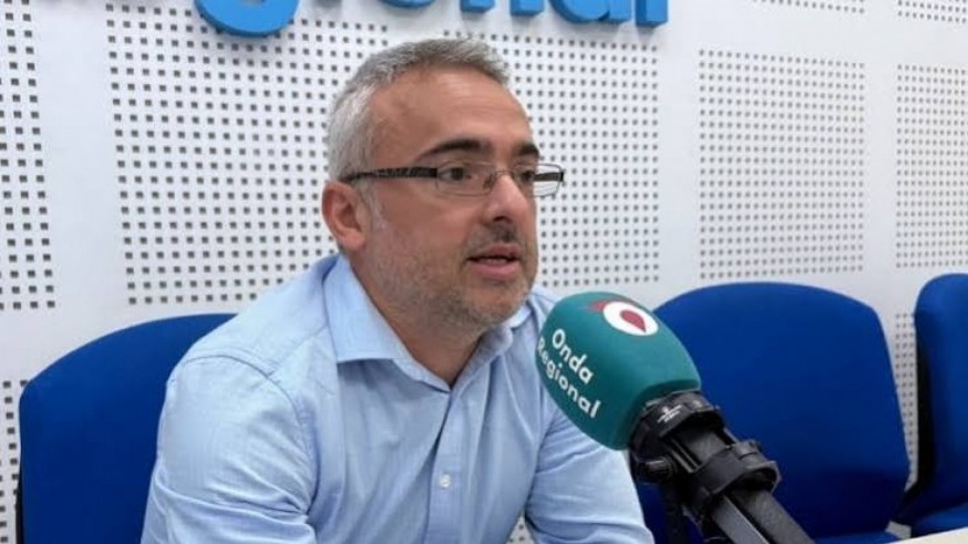 Roberto Sáez: "El 86% de los adolescentes hace los deberes con IA"